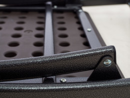 Пластиковый стул  C041